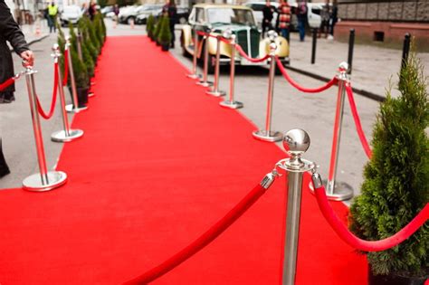 Crveni Tepih Red Carpet Rola M Novo