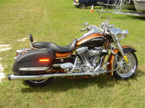 105th Anniversary 2008 CVO Screamin Eagle Road King Excellent Condition