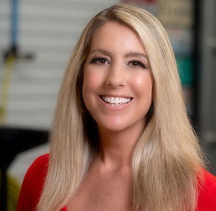 Stephanie Hart Motorweek