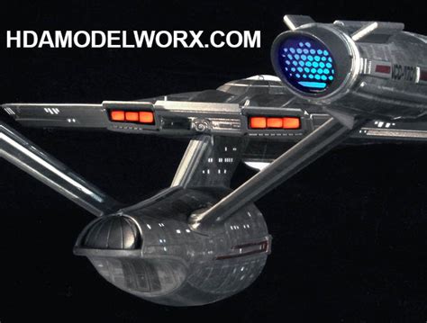 Star Trek USS ENTERPRISE From Discovery 1 1000 Scale Model Kit By Polar