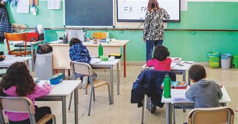 Ladispoli Torna A Scuola Il Bimbo Allontanato Per Il Suo Disturbo Da