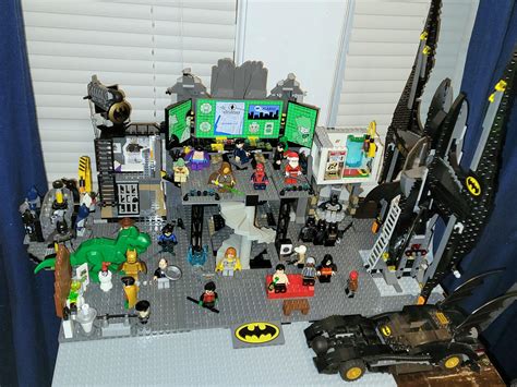 My LEGO 2006 Style Batcave MOC : r/just2good