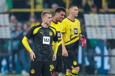 Borussia Dortmund Bittere Nachricht F R Bvb Star Trotz Erfolg Droht