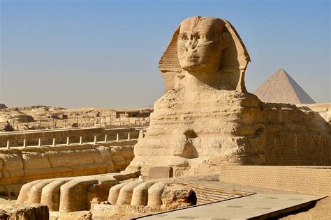 The Mystery of the Missing Nose: Who Broke the Great Sphinx of Giza? | by Trendy Digests ...