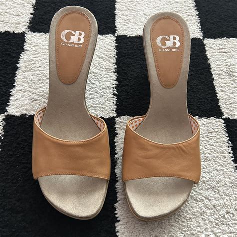 The Cutest Vintage Gianni Bini Tan Heeled Sandals In Depop