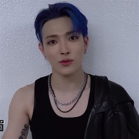 Hongjoong Kim Hongjoong Boyfriend Wallpaper Blue Hair