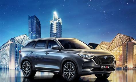 歐尚x7定位於大美都市精品 Suv，在設計和品質方面都極具特色 人人焦點