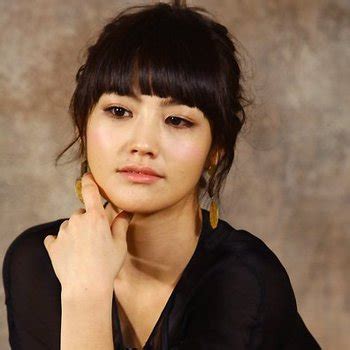 Kim Si Hyang Babe Page Watch This Actress On FreeOnes