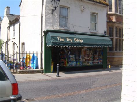 Opening hours for Tesco Royston Herts during the bank holiday 6