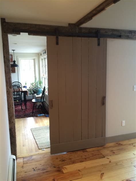 Sliding Barn Door Landhausstil Flur Boston Von Beaux Woods