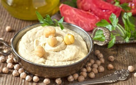 Hummus among us: Chefs debate what makes Israeli food Israeli | The ...