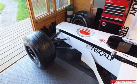 Formula 1 Fan Builds His Own F1 Race Car in His Backyard - GTspirit