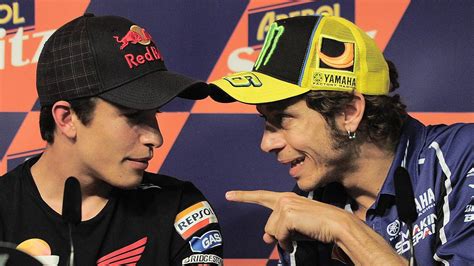 Perang Komentar Valentino Rossi Dan Marc Marquez Soal Sepang Clash 2015