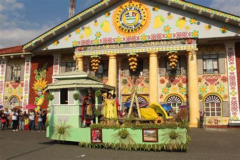 Watch The Dinamulag Mango Festival In Zambales Travel To The Philippines