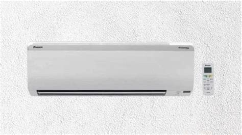 1 Ton Daikin FTKL71TV16T Split Hi Wall Air Conditioner At 50000 Piece