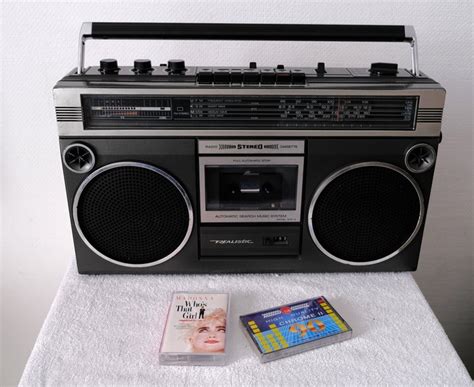 Realistic Scr Boombox Portable Cassette Player Catawiki