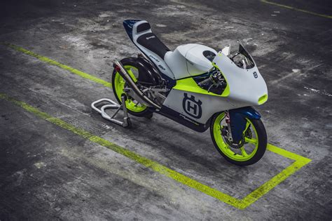 Das Husqvarna Moto3 Motorrad für 2020