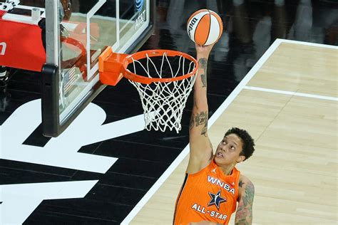 Brittney Griner dunks twice in emphatic WNBA All-Star return - Just ...