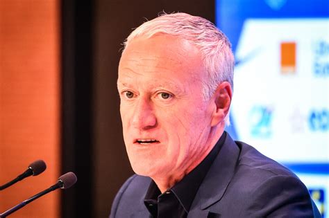 Photo Didier Deschamps lors de la conférence de presse pour la liste