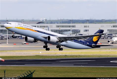 VT JWU Airbus A330 302 Jet Airways Serge Dejonckheere JetPhotos