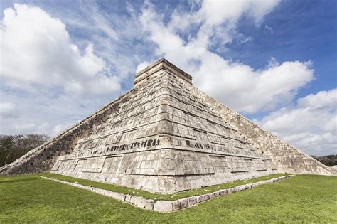 Mexico Yucatan Peninsula Chichen Itza Kukulcan Pyramid Photograph By