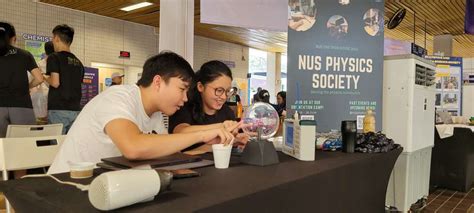 CHS May Open House NUS Physics Society