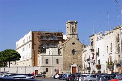 Chiesa Di Santa Chiara Bari Metro Italia