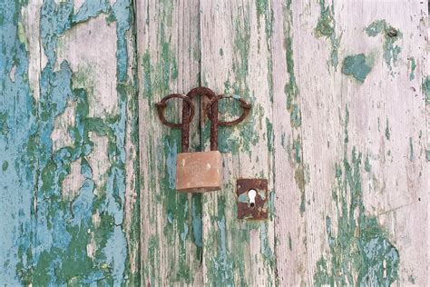 2K, rusty, weathered, lock, protection, deterioration, decline, old