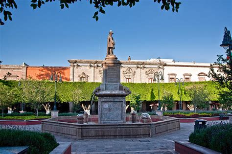 La Plaza De Armas Corazón Del Centro Histórico De Querétaro Atiempo