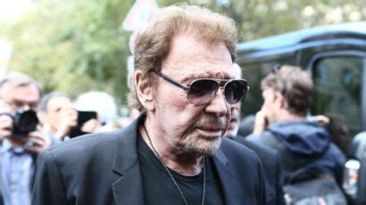 Johnny Hallyday agacé par les rumeurs sur son état de santé Femme