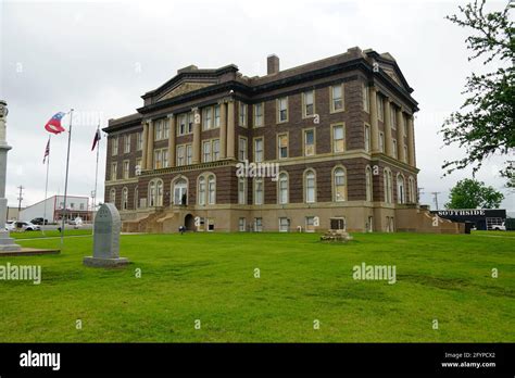 Mills County Courthouse in Goldthwaite, Texas Stock Photo - Alamy