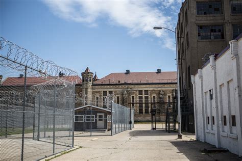 Ft. Madison, IA Prison | Dustin Wood Photography