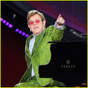 Elton John Live Farewell From Dodger Stadium Special Guests