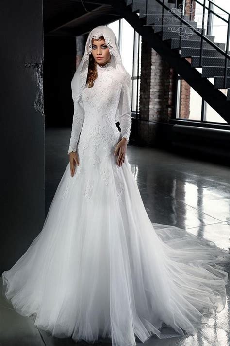 Discount Modest High Neck Muslim Wedding Dresses 2016 Long Sleeves Lace