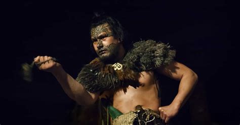 du ta moko au kirituhi  signifient vraiment les motifs du tatouage