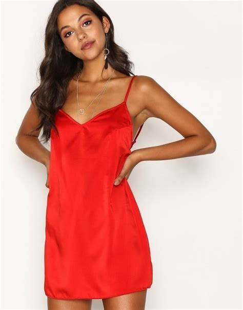 Motel Maltri Slip Dress Loose Fit Mekko Red Vaatekauppa24 Fi