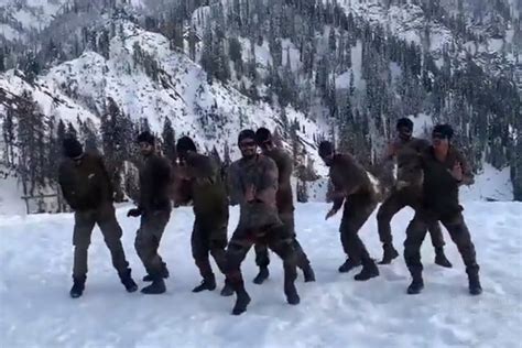 Sidharth Malhotra Sends Love And Respect To Indian Army Jawans After Dance Video Goes Viral