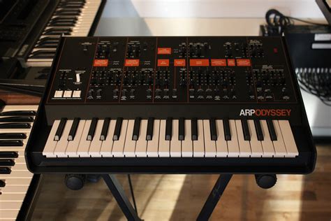 Test Du Synth Tiseur Analogique Korg Arp Odyssey Dition