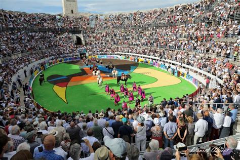 Arles Una Goyesca Emblem Tica Y Una Torista De Categor A