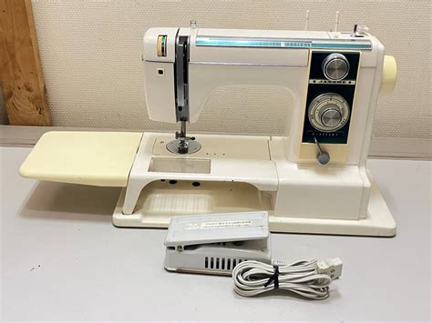 【やや傷や汚れあり】【現状品】 Janome ジャノメ ミシン Excel Model 813型の落札情報詳細 ヤフオク落札価格検索 オークフリー