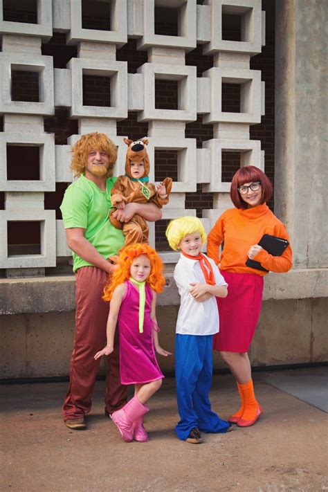 Scooby Doo Family Halloween Costume Idea | Family themed halloween ...