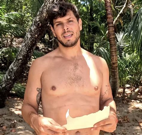 Alejandro Nieto Nudo A L Isola Dei Famosi Spagna Il Costume Si Abbassa