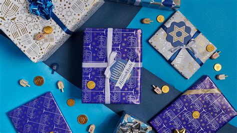 8 Hanukkah Gift Ideas Perfect For Your Loved Ones CircleDNA