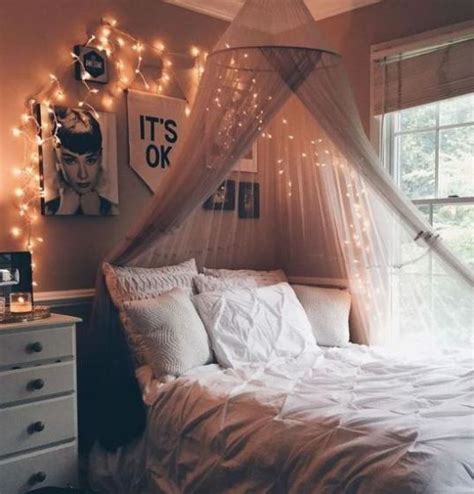 20 Amazing Ole Miss Dorm Rooms For Major Dorm Décor Inspiration Society19 Decoración De Unas