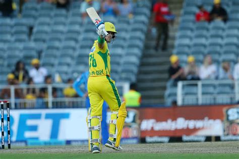 Leus Du Plooy Brings Up His Fifty Espncricinfo