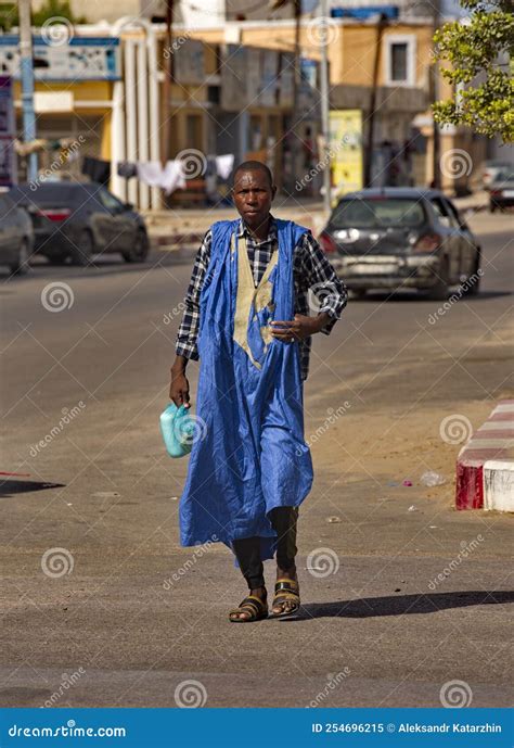 The Colorful People Of Mauritania Editorial Image Image Of Road