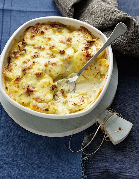 Tartiflette Au Vin Blanc Pour Personnes Recettes Elle Table