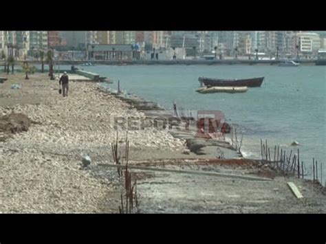 Report Tv Durr S Betonizohet Plazhi Hotelet Po Hedhin Blloqe Betoni