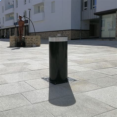 Retractable Bollard Citeasy Boost BORNES ESCAMOTABLES ET SYSTEMES