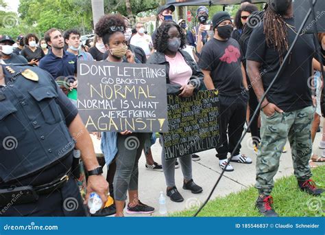 Protesto Contra A Morte De George Floyd Em Delray Beach Florida